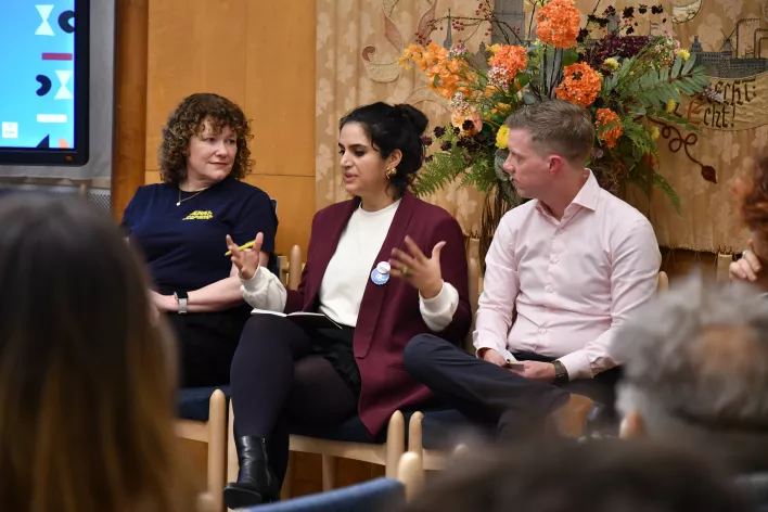 Panel-gesprek tijdens de viering van het 10-jarig Shelter City jubileum